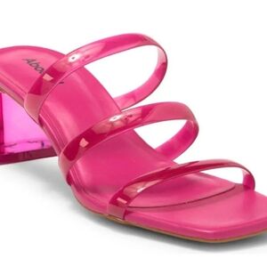 BWT Abound brand sandaks